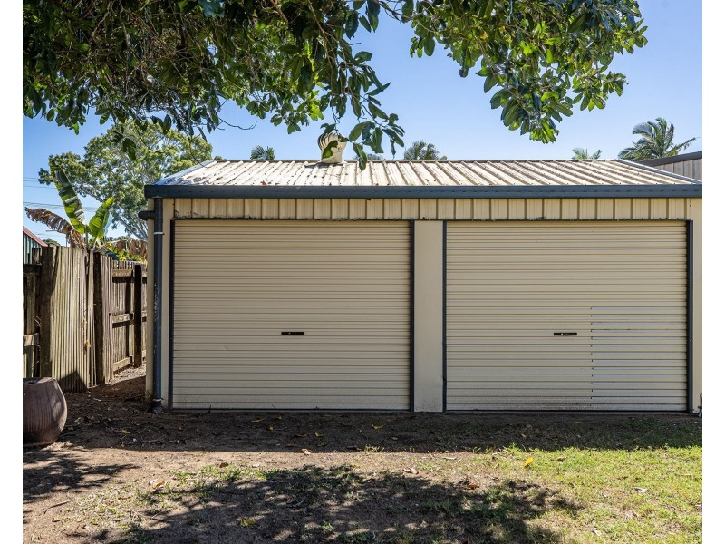 8 Kemp Street, Bucasia QLD 4750