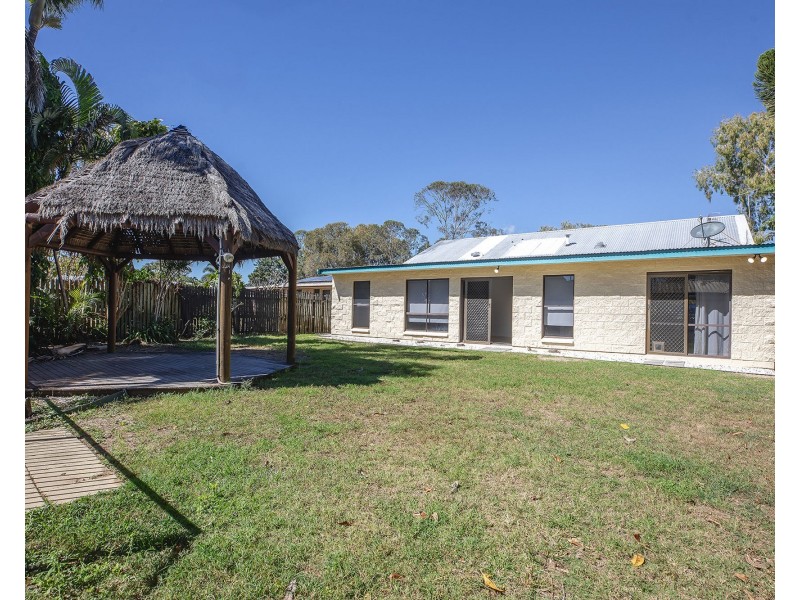 8 Kemp Street, Bucasia QLD 4750