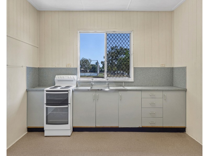 5 Banksia Avenue, Andergrove QLD 4740