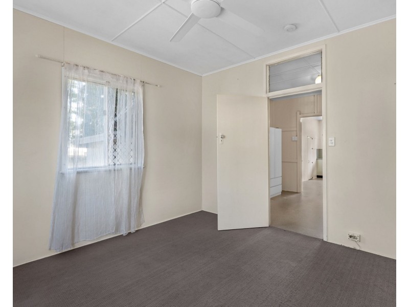 5 Banksia Avenue, Andergrove QLD 4740