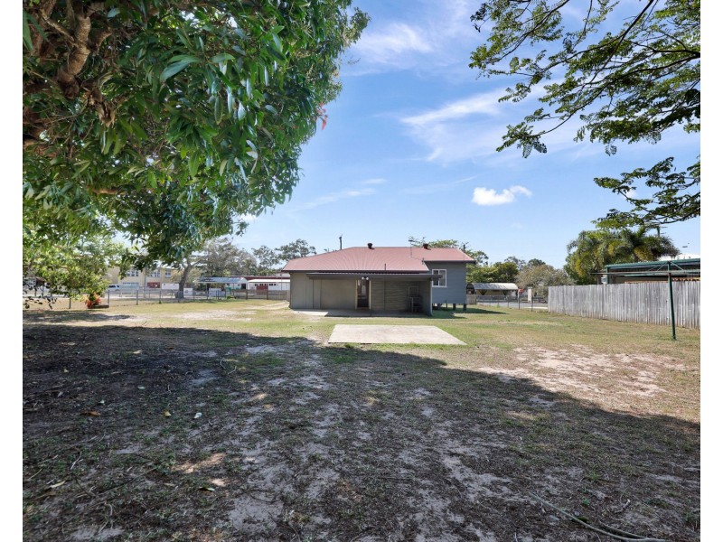 5 Banksia Avenue, Andergrove QLD 4740