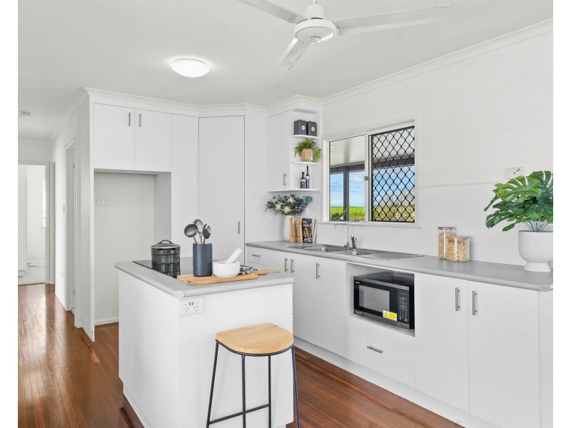 25792 Peak Downs Highway, Walkerston QLD 4751