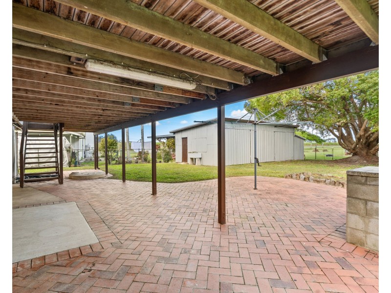 25792 Peak Downs Highway, Walkerston QLD 4751