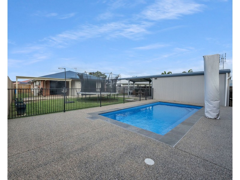 60 Katey Crescent, Mirani QLD 4754
