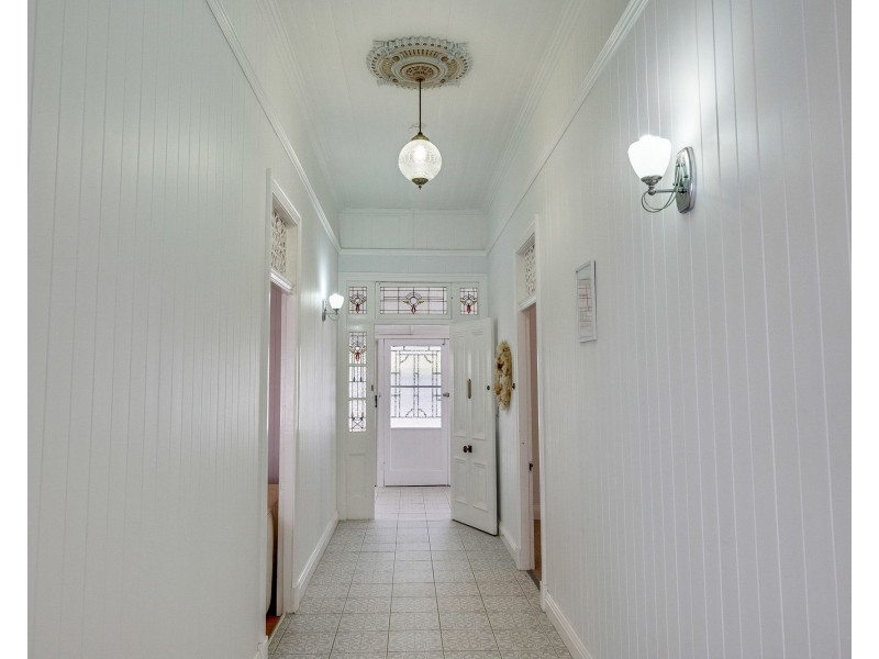 2A Duncan Street, West Mackay QLD 4740