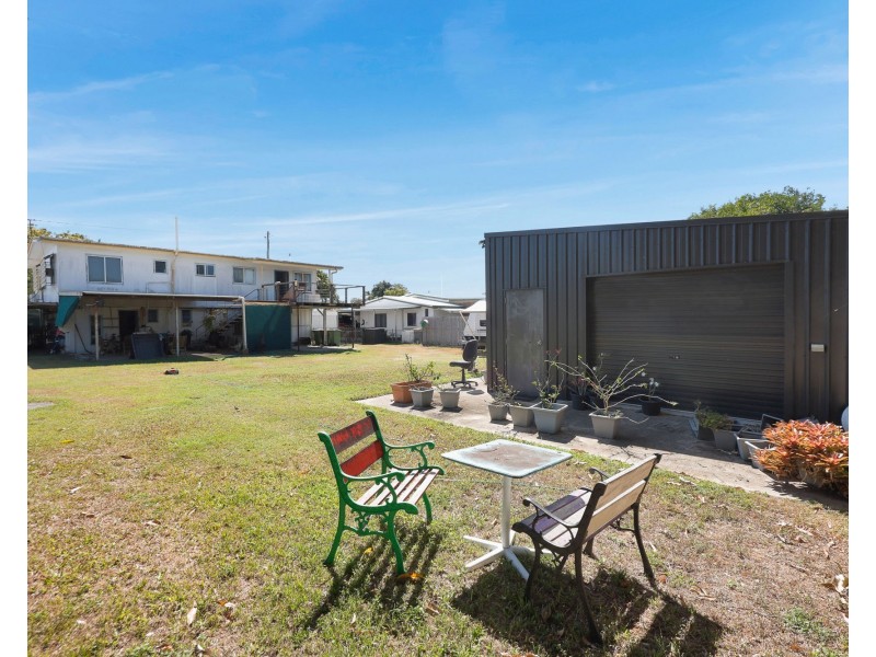 9 Magpie Street, Slade Point QLD 4740