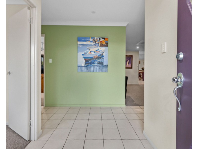 15 Madison Avenue, Glenella QLD 4740