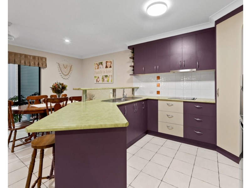 15 Madison Avenue, Glenella QLD 4740