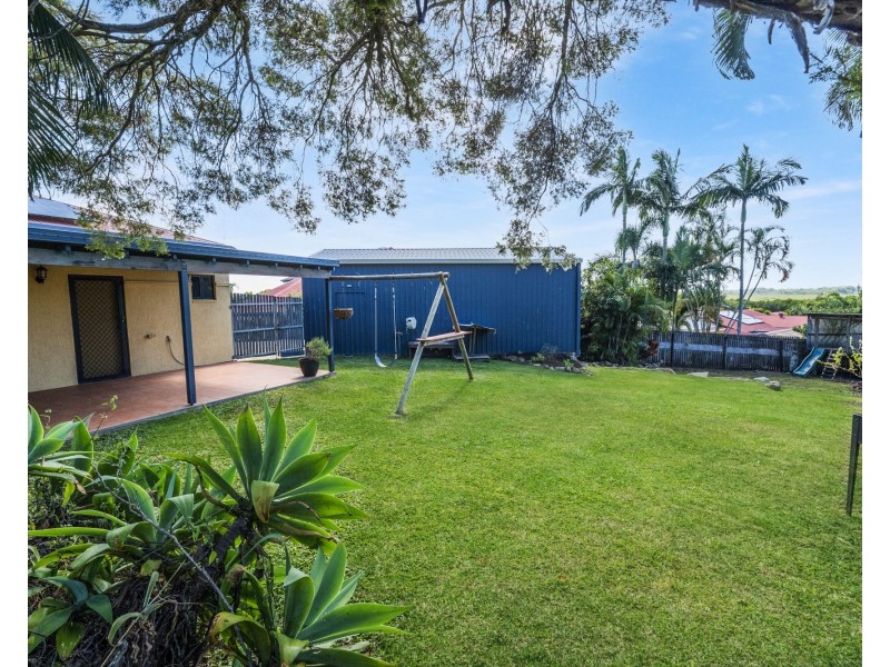 9 Hillcrest Street, Eimeo QLD 4740