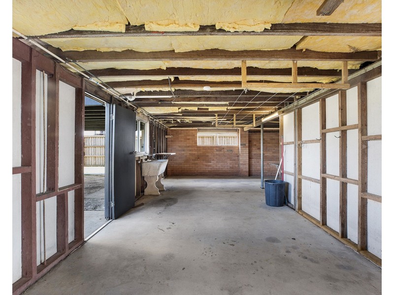 25768 Peak Downs Highway, Walkerston QLD 4751