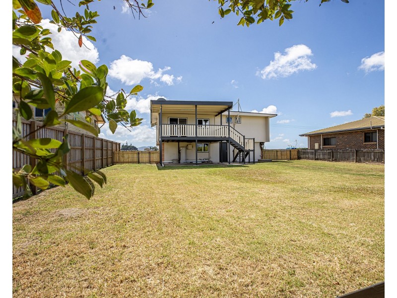 25768 Peak Downs Highway, Walkerston QLD 4751