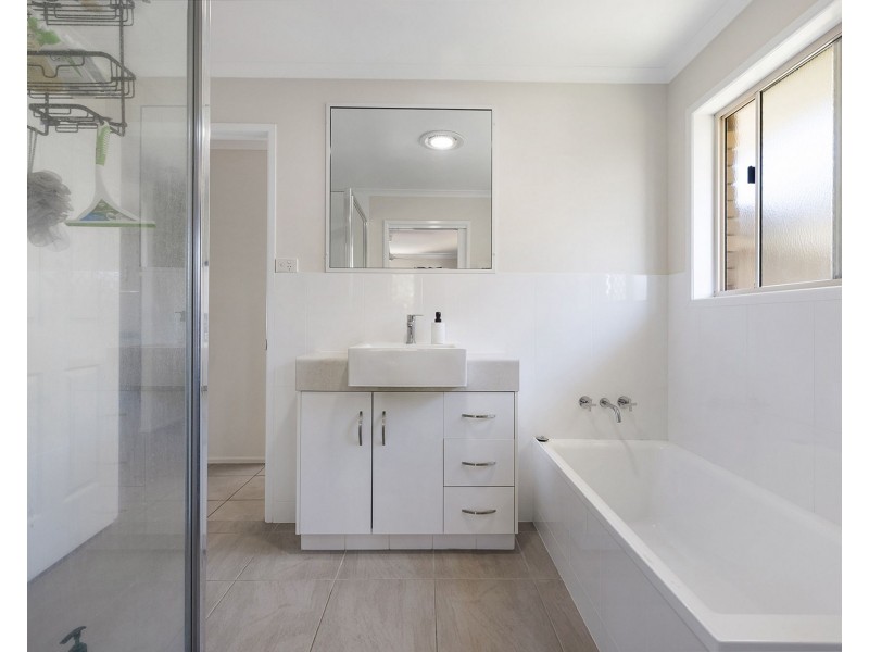 3 Terri Court, Andergrove QLD 4740