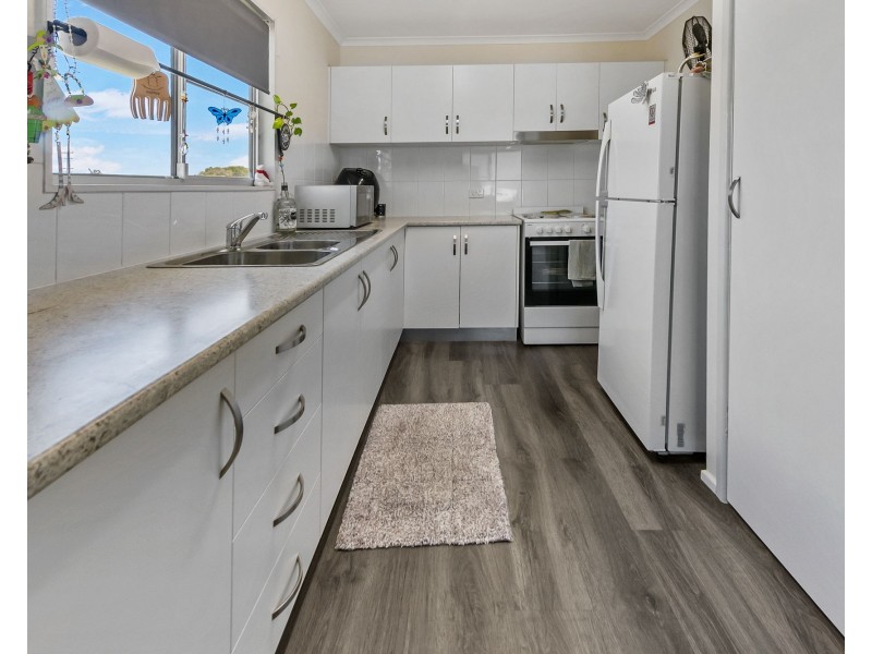 25 Absolon Street, South Mackay QLD 4740