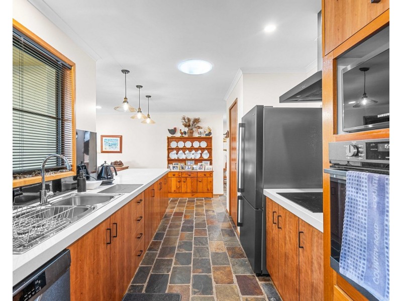 32 Davlyn Drive, Andergrove QLD 4740
