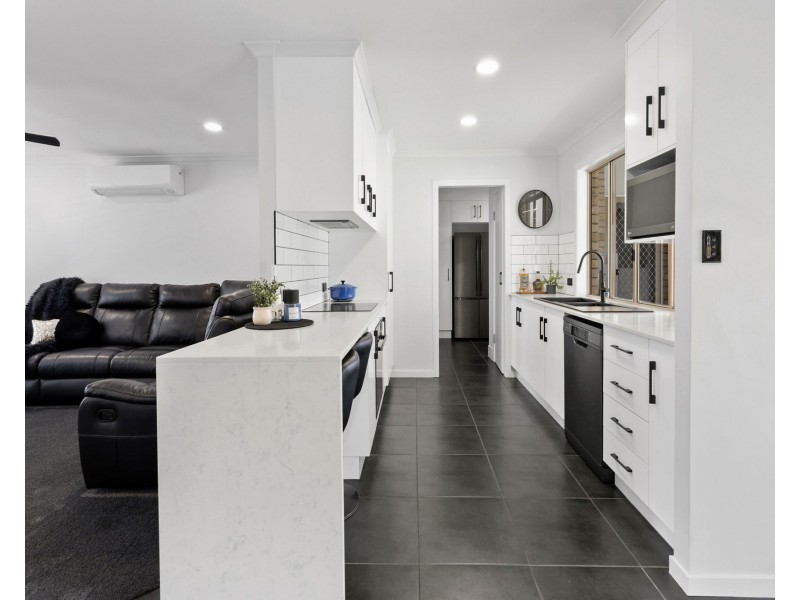4 Dundee Court, Beaconsfield QLD 4740