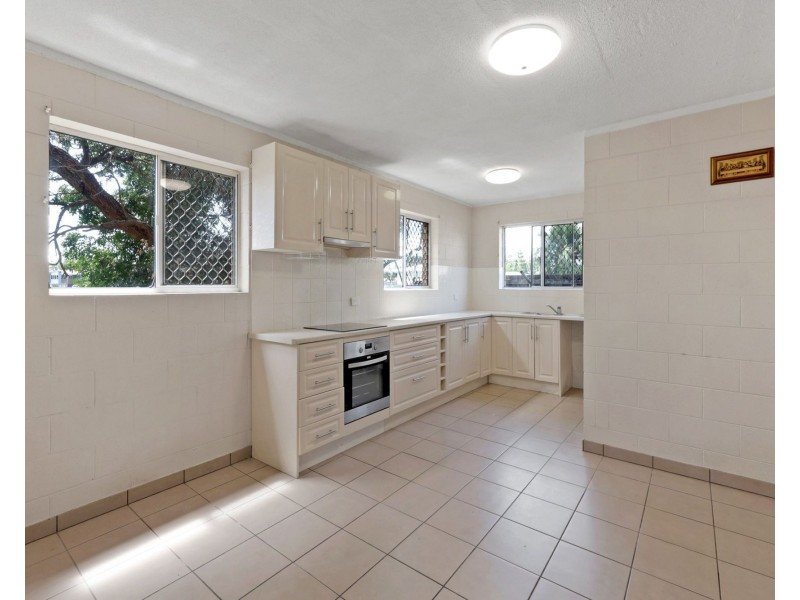 1/8 Hague Street, East Mackay QLD 4740