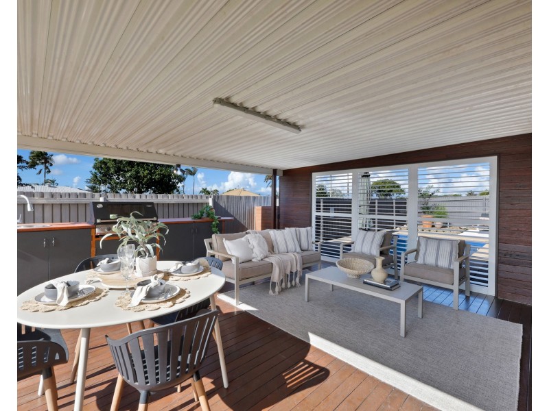 7 Hughes Street, Glenella QLD 4740