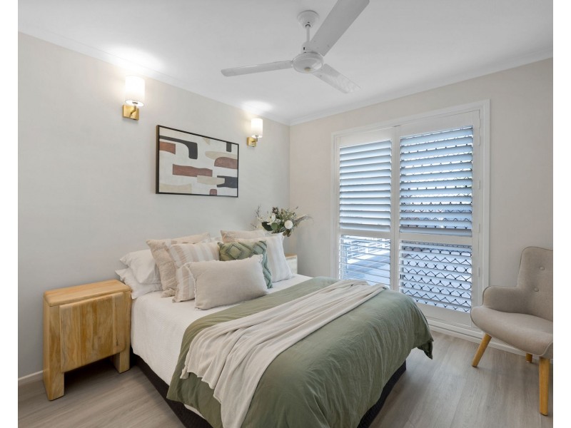 7 Hughes Street, Glenella QLD 4740