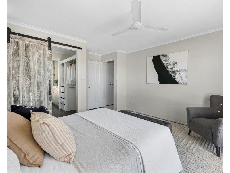 7 Hughes Street, Glenella QLD 4740