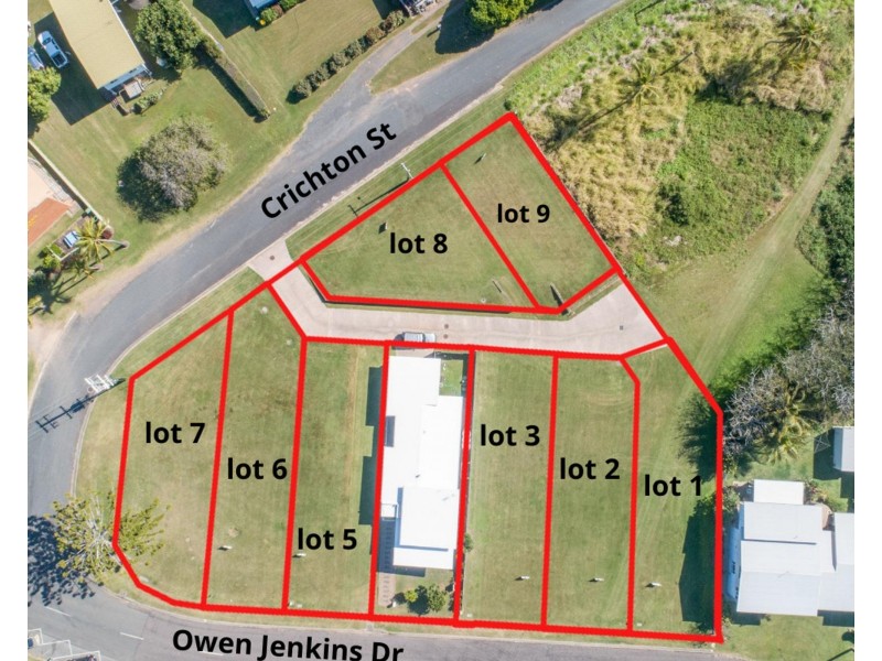 Lot 7 / 2-4 Crichton Street, Sarina Beach QLD 4737