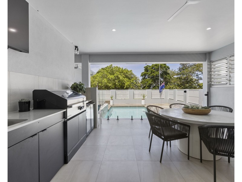 59 Hicks Road, Glenella QLD 4740