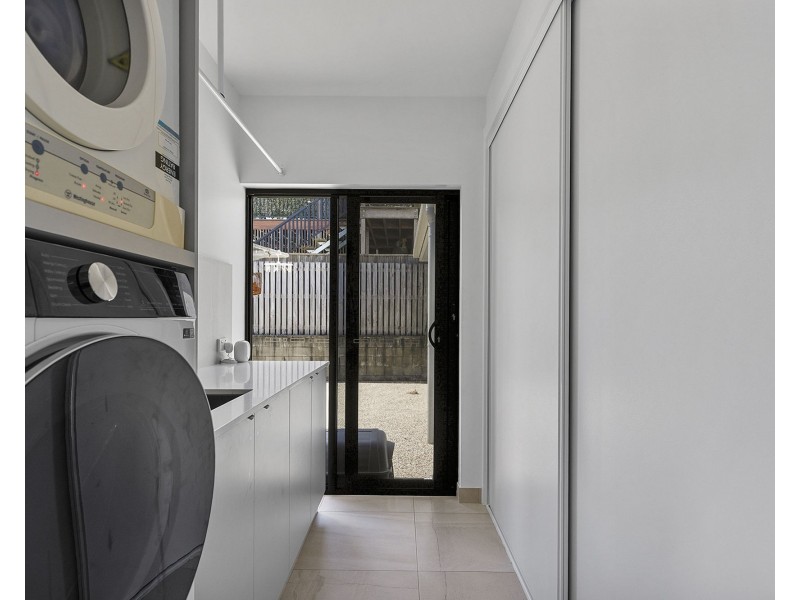 59 Hicks Road, Glenella QLD 4740