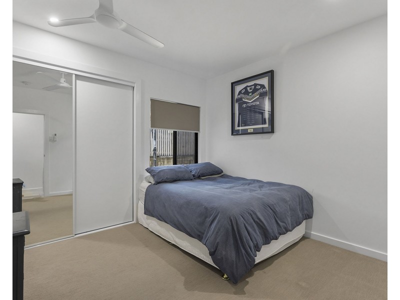 59 Hicks Road, Glenella QLD 4740