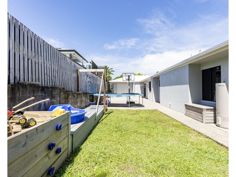 59 Hicks Road, Glenella QLD 4740