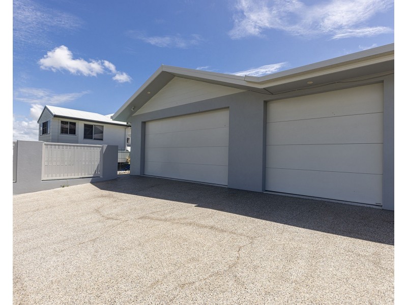 59 Hicks Road, Glenella QLD 4740