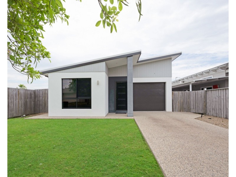 5 Jennifer Court, Bucasia QLD 4750