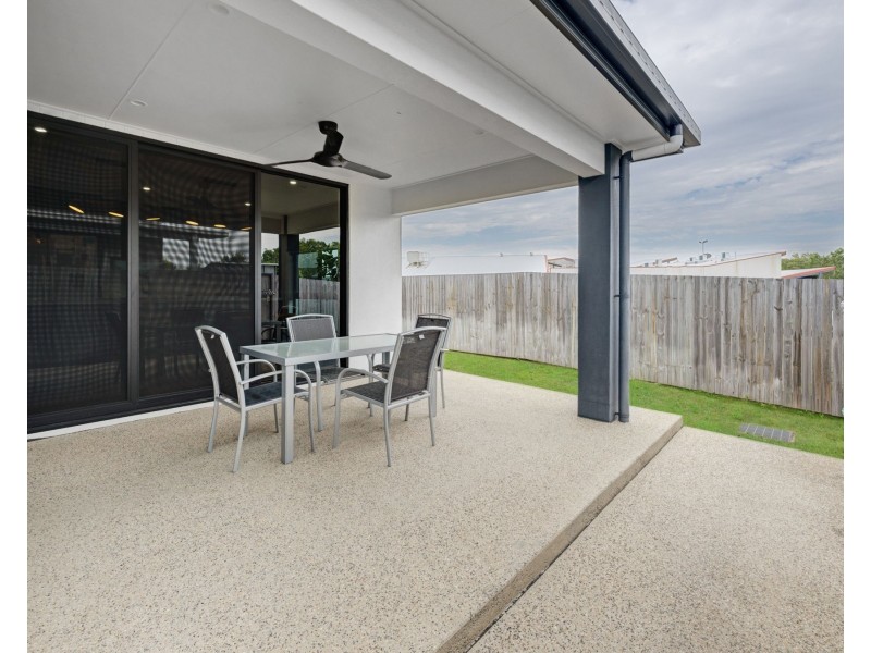 5 Jennifer Court, Bucasia QLD 4750