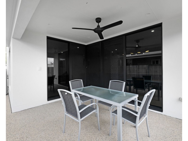 5 Jennifer Court, Bucasia QLD 4750