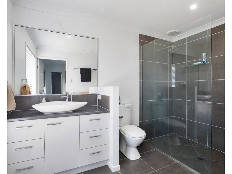 32 Eileen Street, Walkerston QLD 4751