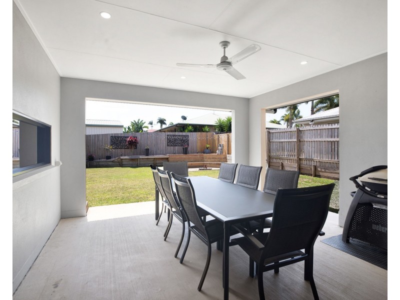 32 Eileen Street, Walkerston QLD 4751