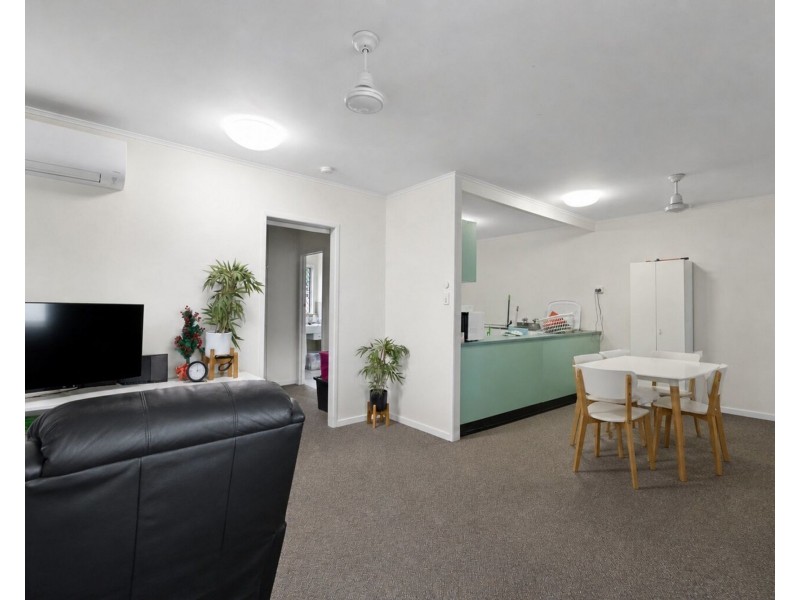 1-4/42 Binnington Esplanade, East Mackay QLD 4740