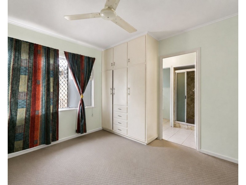 1-4/42 Binnington Esplanade, East Mackay QLD 4740