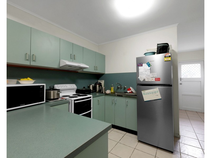 1-4/42 Binnington Esplanade, East Mackay QLD 4740