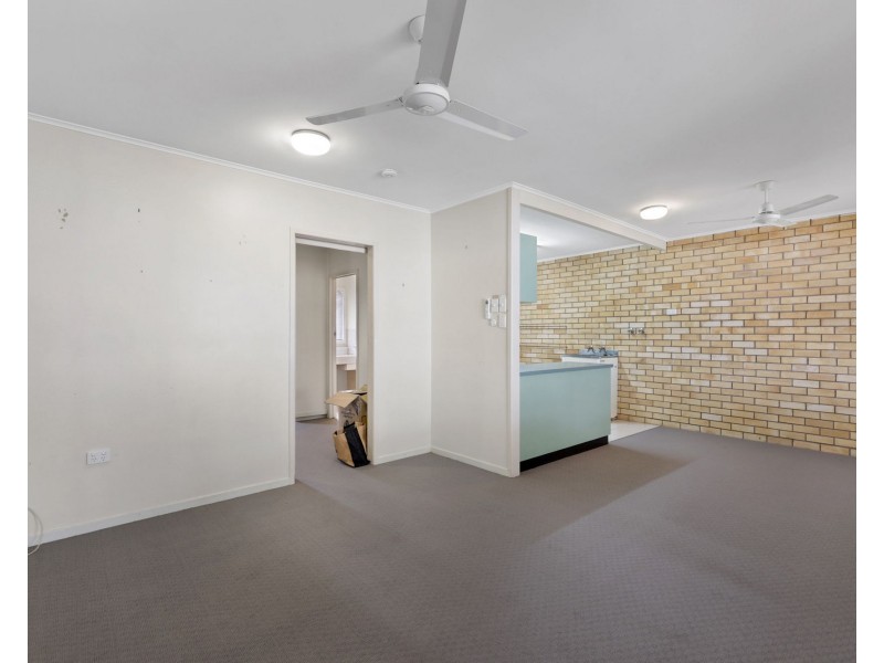 1-4/42 Binnington Esplanade, East Mackay QLD 4740