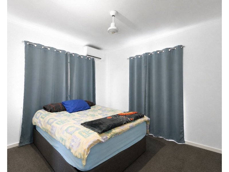 1-4/42 Binnington Esplanade, East Mackay QLD 4740