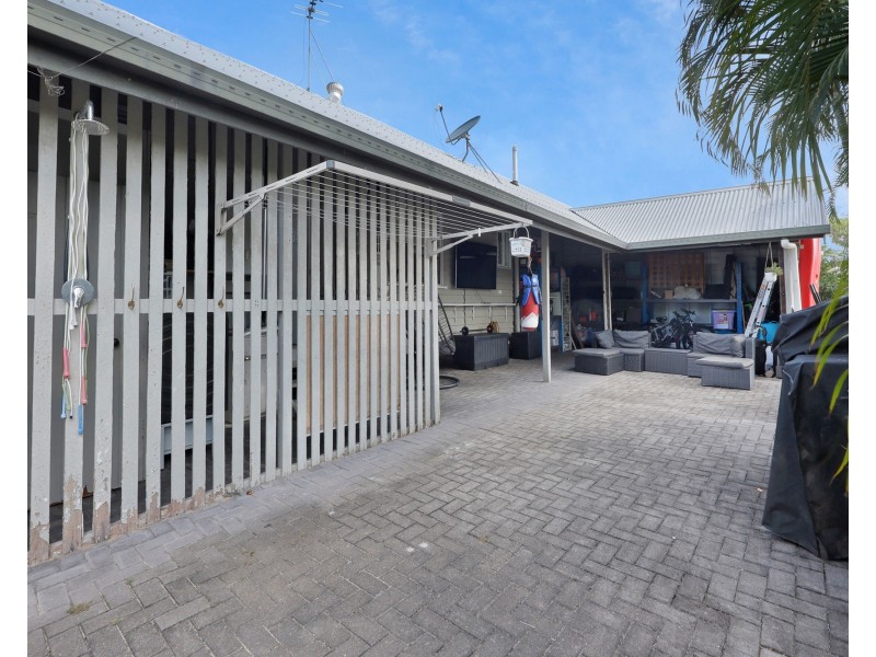 14 Forth Street, South Mackay QLD 4740