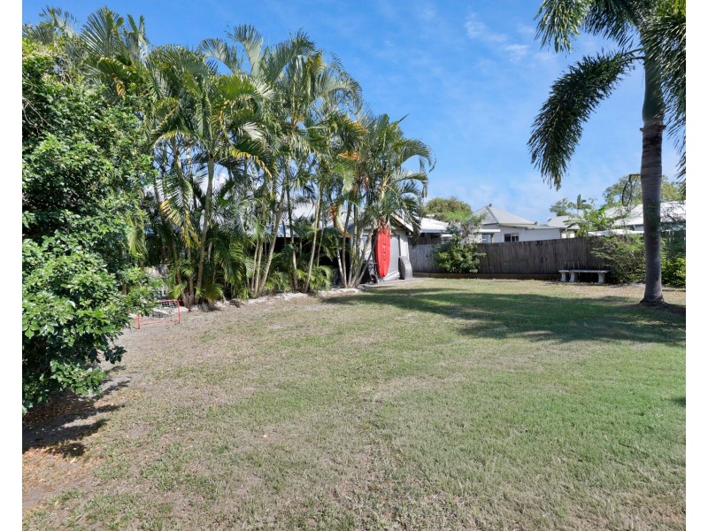 14 Forth Street, South Mackay QLD 4740