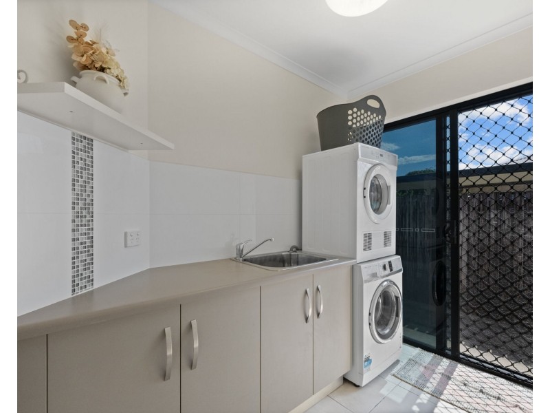 21 Turnbuckle Street, Bucasia QLD 4750