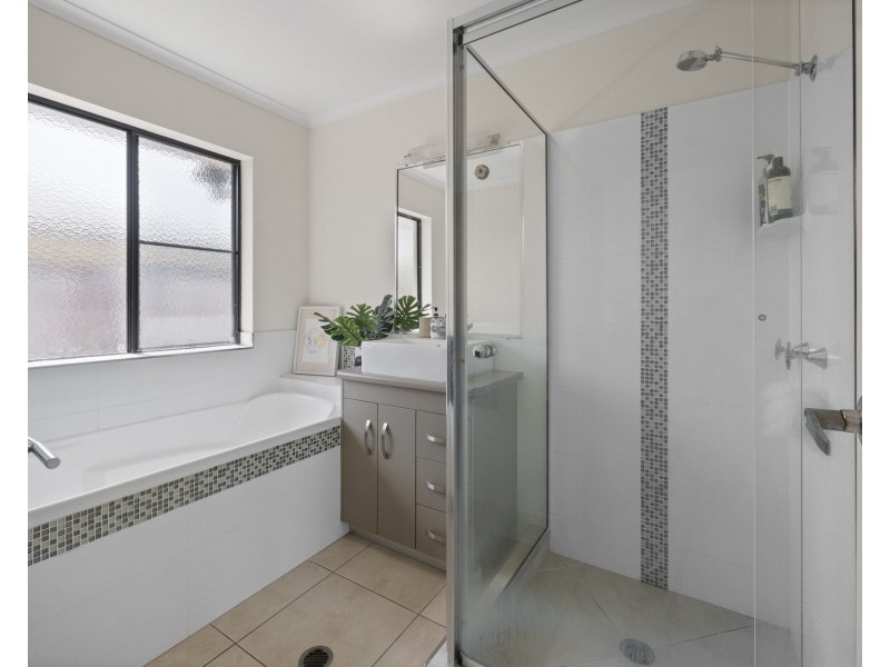 21 Turnbuckle Street, Bucasia QLD 4750