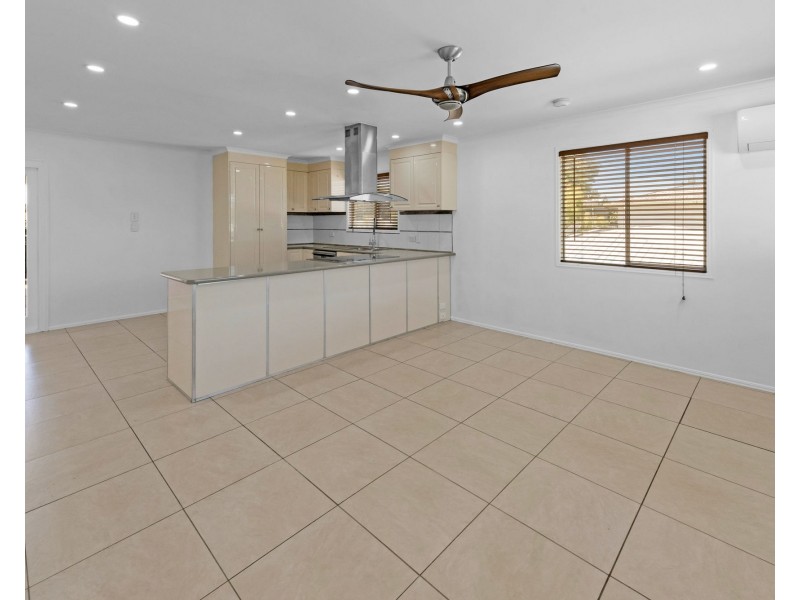 11 The Barons Drive, Andergrove QLD 4740