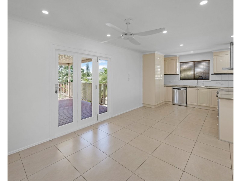 11 The Barons Drive, Andergrove QLD 4740