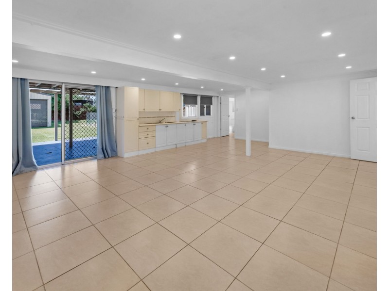 11 The Barons Drive, Andergrove QLD 4740