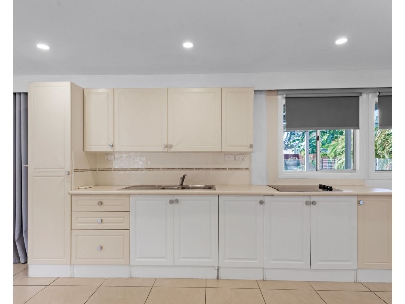 11 The Barons Drive, Andergrove QLD 4740