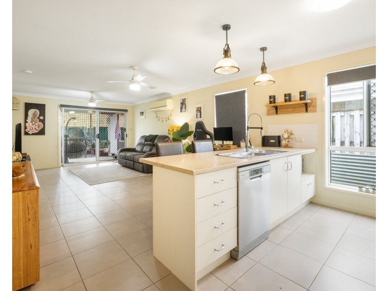 39 Scarborough Circuit, Blacks Beach QLD 4740