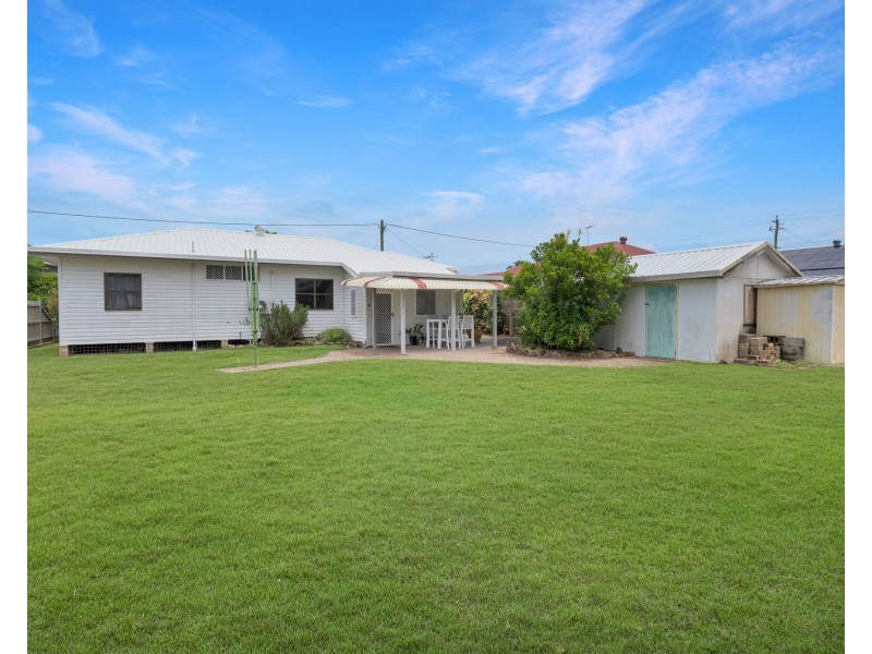 28 Mackenzie Street, West Mackay QLD 4740