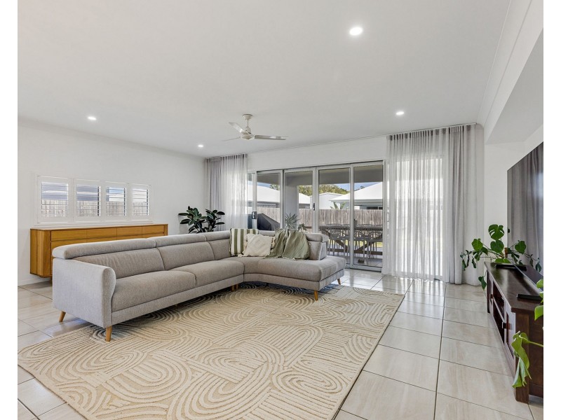 8 Olivia Place, Richmond QLD 4740